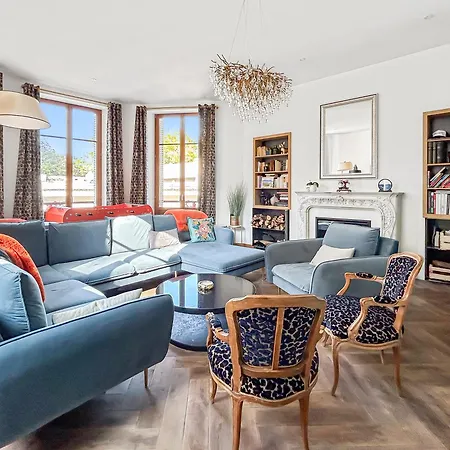 Grand T4 Luxe, Spa, Cheminee Baby-foot, Jardin