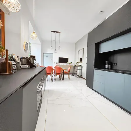 Grand T4 Luxe, Spa, Cheminée Baby-foot, Jardin Aix-les-Bains