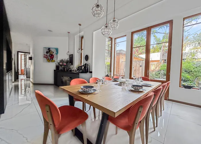 Grand T4 Luxe, Spa, Cheminee Baby-foot, Jardin