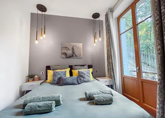 Grand T4 Luxe, Spa, Cheminee Baby-foot, Jardin