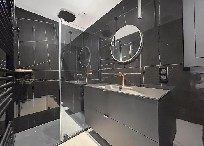 Apartamento Grand T4 Luxe, Spa, Cheminee Baby-foot, Jardin Aix-les-Bains